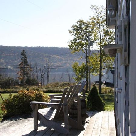 Broadwater Inn & Cottages Baddeck Inlet Eksteriør billede