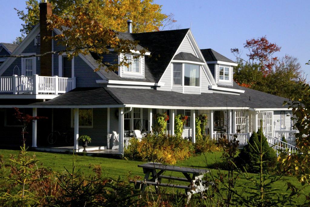 Broadwater Inn & Cottages Baddeck Inlet Eksteriør billede