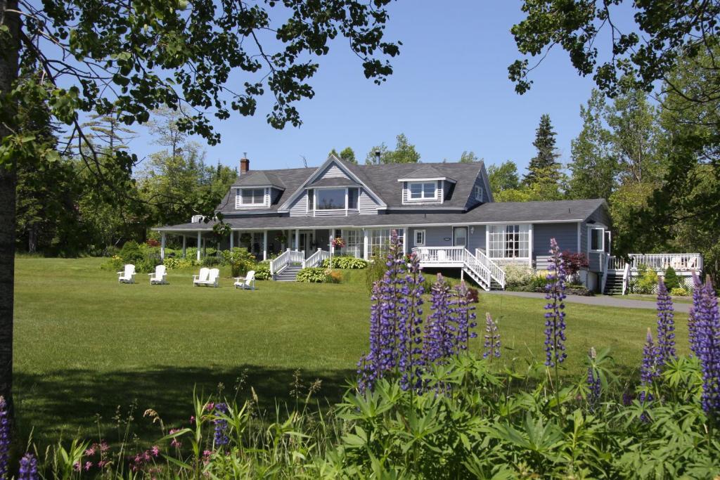 Broadwater Inn & Cottages Baddeck Inlet Eksteriør billede