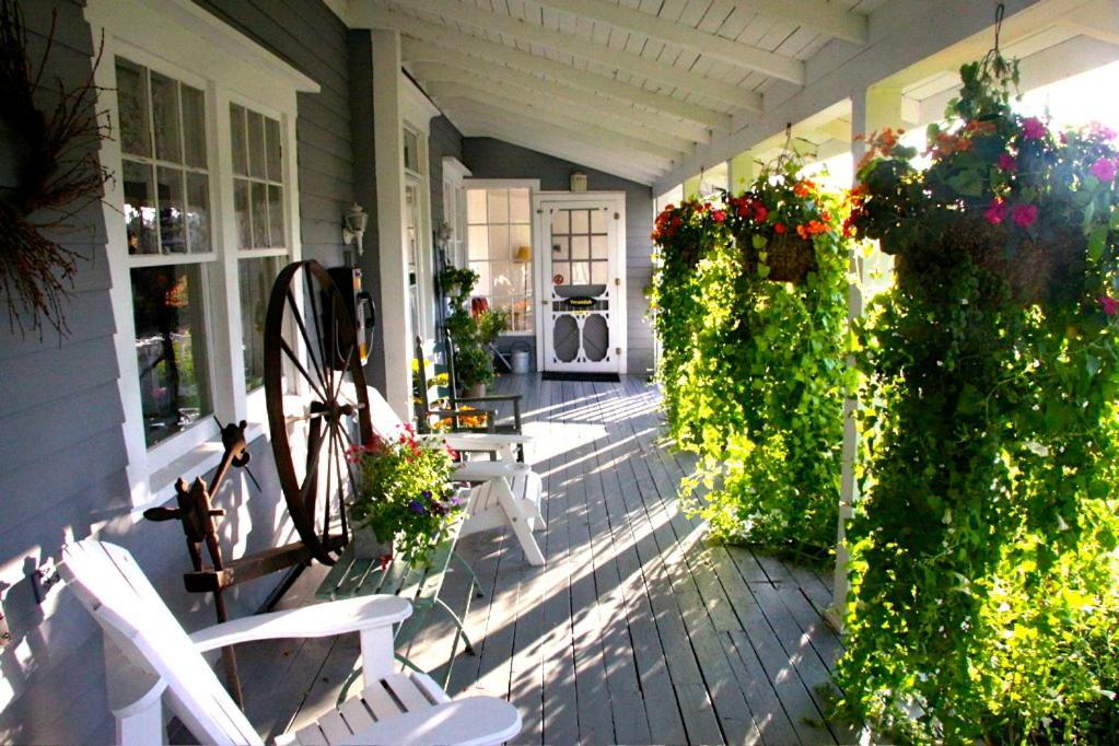 Broadwater Inn & Cottages Baddeck Inlet Eksteriør billede